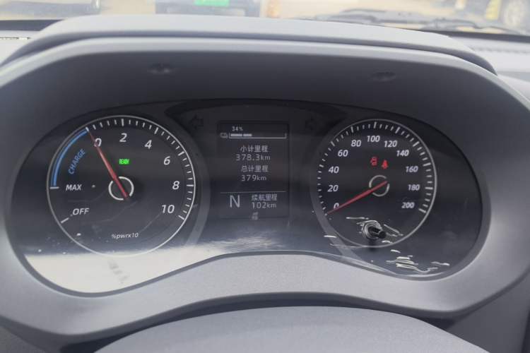 Used Wuling Yangguang 2024 300KM Comfort Version Passenger Van 75kW Instrument Cluster