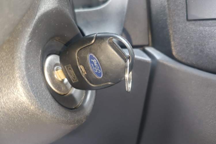 Used Ford Transit Custom 2016 2.2T Long-Wheelbase 6/7-Seater Mid-Roof Multi-Purpose Vehicle Vehicle Key