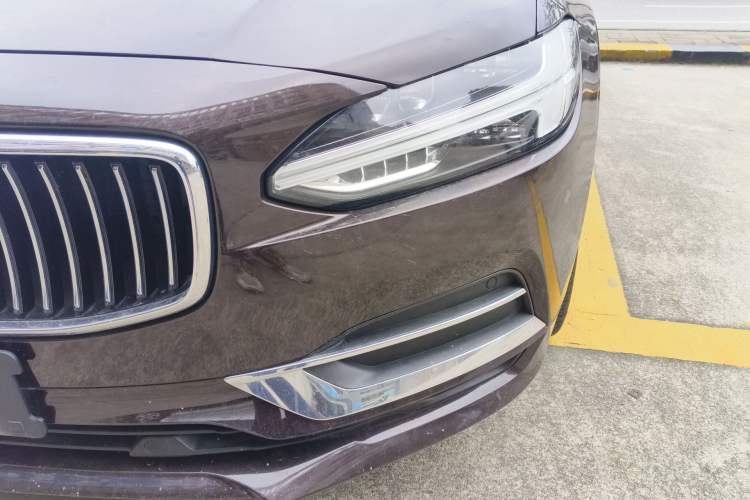 Used Volvo S90 2019 T5 Zhiyi Edition
