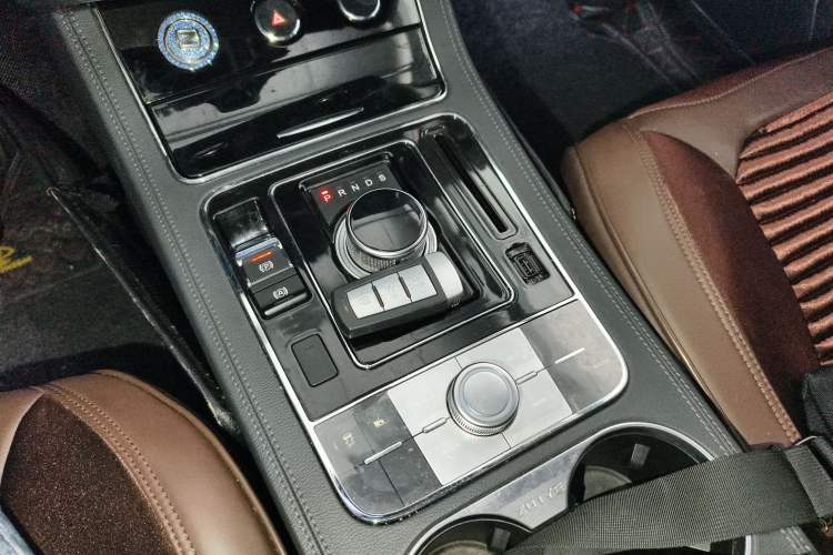 Used Zotye T600 2016 Sport Edition 2.0T DCT Prestige Model
