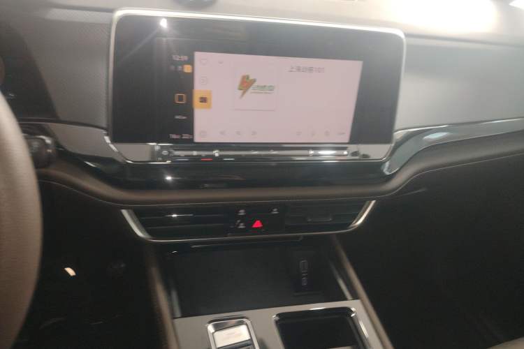 Used Volkswagen Viloran 2024 330TSI Business Edition Audio And AC Panel