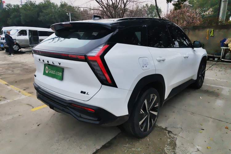 Used Geely Auto FX11 2023 2.0TD DCT Prestige Edition
