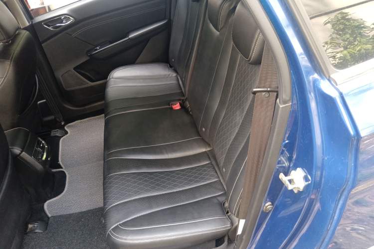 Used Baojun 310W 2018 1.5L Automatic Luxury Version China V
