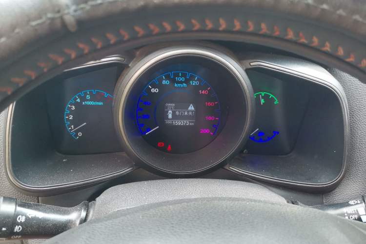 Used CHANGAN OSHAN CX70 2017 Facelifted CX70T 1.5T Manual High-Performance Edition