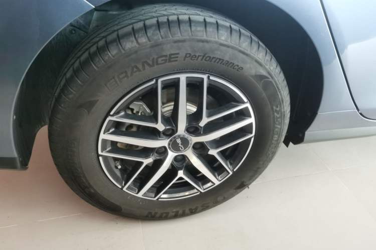 Used BYD Seal 05 DM-i 2025 DM-i Intelligent Drive 120KM Flagship Model Exterior 5