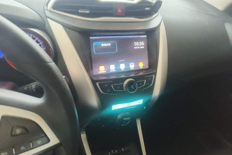 Used BYD Yuan New Energy 2018 EV360 Smart Connect Cool Edition Audio And AC Panel