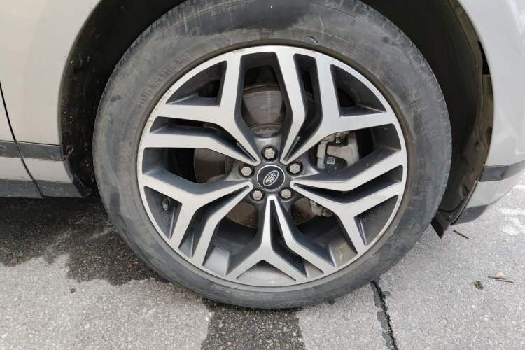 Used Land Rover Range Rover Evoque 2021 Range Rover Velar L 249PS R-Dynamic First Edition