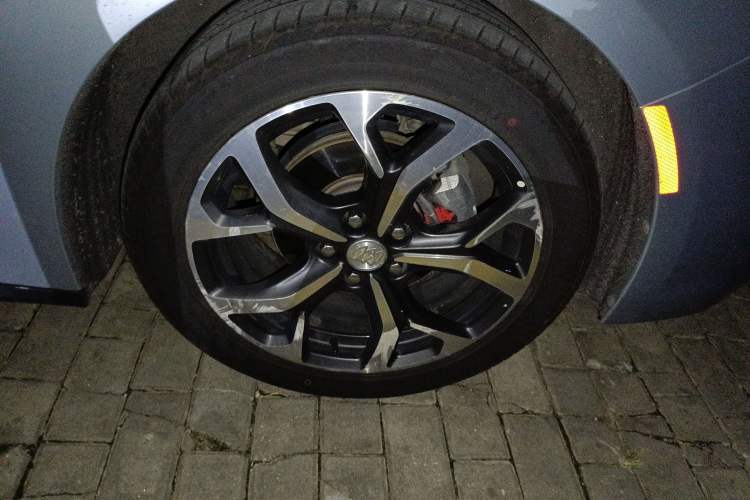 Used Buick VELITE 5 2017 Urban Extended-Range Model
