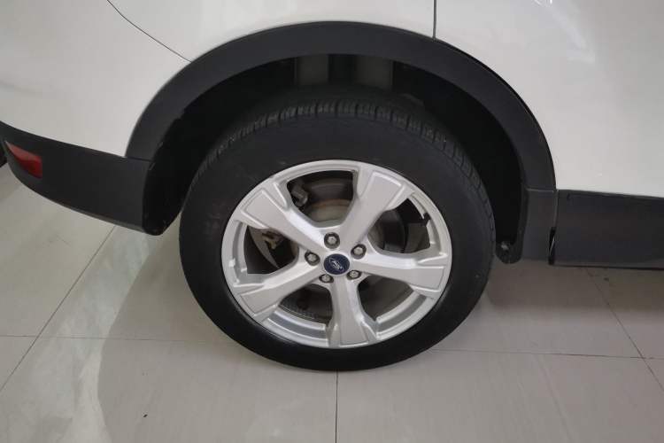 Used Ford Kuga 2018 EcoBoost 180 Two-Wheel-Drive Platinum Edition