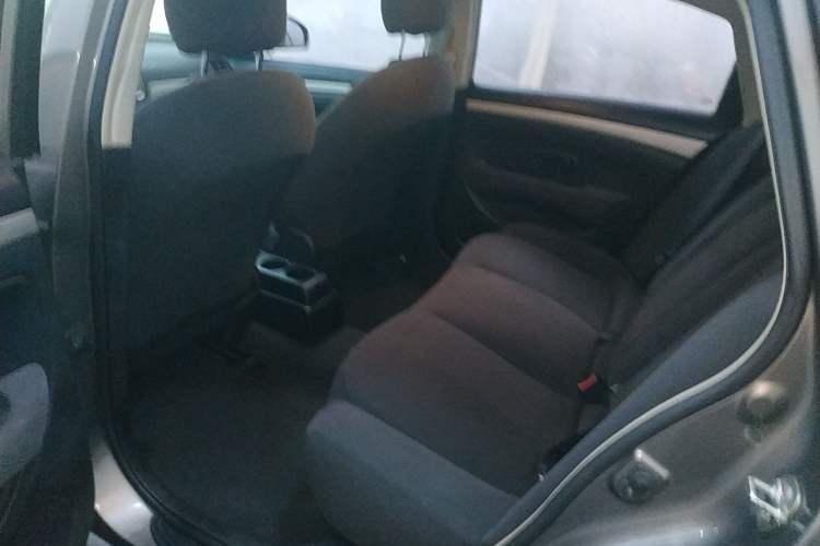 Used Nissan Sylphy 2016 Classic 1.6XE Manual Leading Edition
