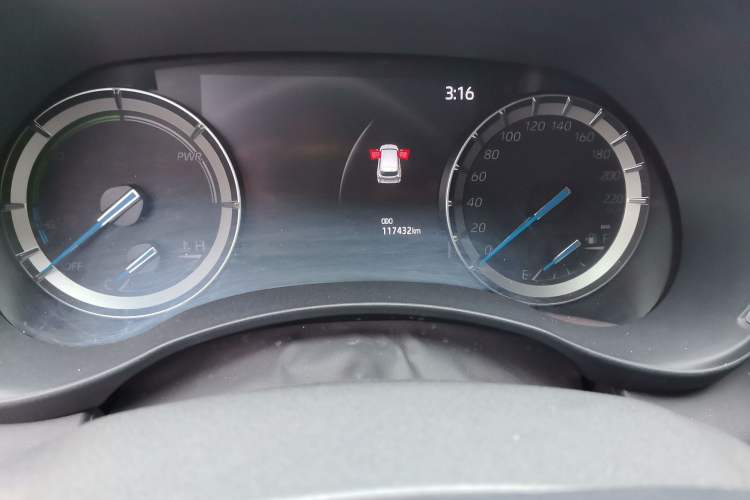 Used Toyota Highlander 2022 Dual-Engine 2.5L Two-Wheel Drive Elite Edition 5 Seats