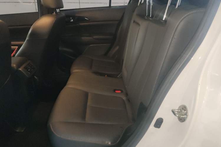 Used Mitsubishi Eclipse Cross 2021 1.5T CVT Two-Wheel Drive Belief Edition Left Rear Seat