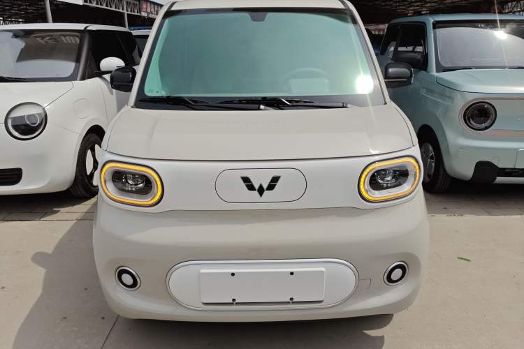 Used Wuling Hongguang MINIEV 2024 3rd Generation 215km Youth Edition
