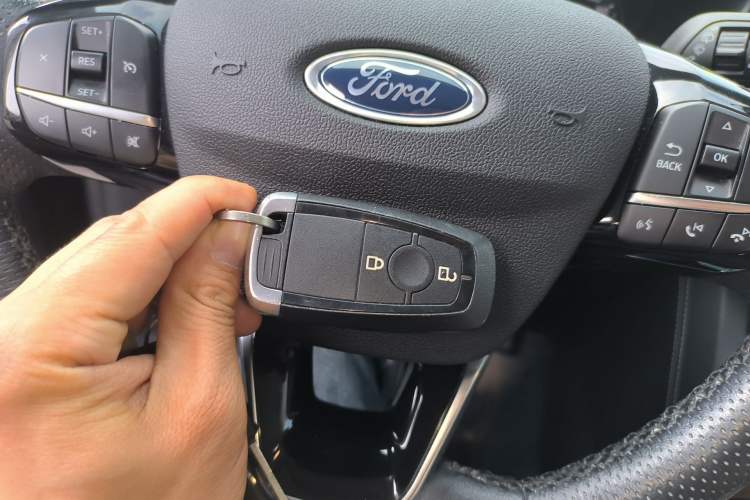 Used Ford Escape 2020 EcoBoost 245 Two-Wheel-Drive Titanium Edition Vehicle Key
