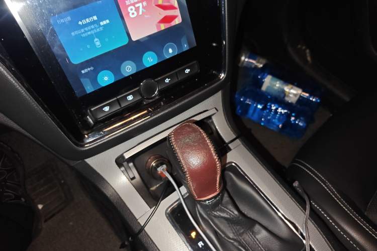 Used Roewe RX5 2018 20T Two-Wheel Drive Automatic Internet Smart Edition