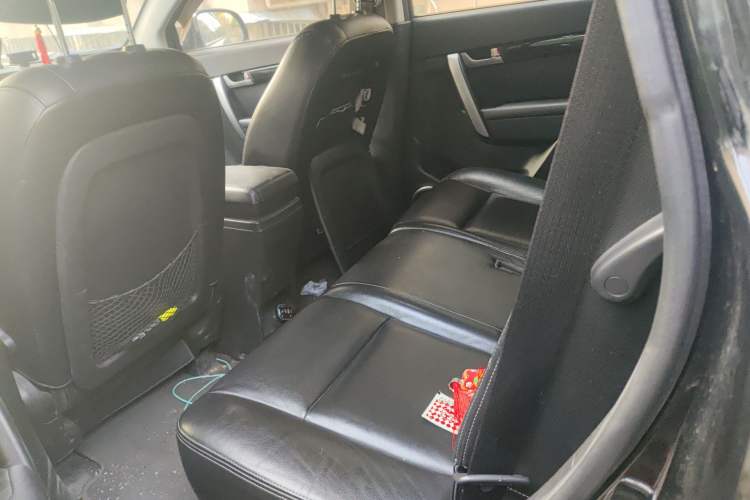 Used Chevrolet Captiva 2012 2.4L 4x4 Flagship Edition 7 Seats Left Rear Seat