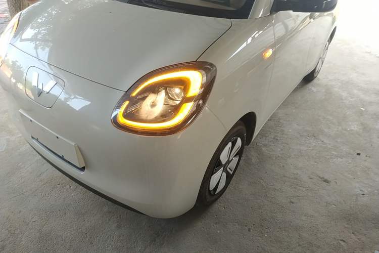 Used Wuling Hongguang MINIEV 2025 Four-Door Version Advanced Edition