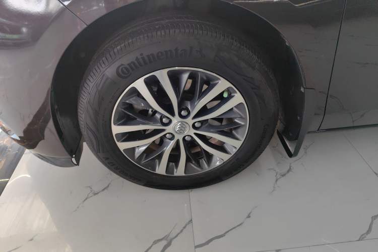 Used Buick GL8 2017 ES 28T Luxury Model China V Standard