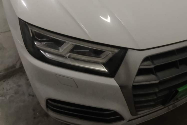 Used Audi Q5L 2020 45 TFSI Prestige Fashion Model Right Front Headlight