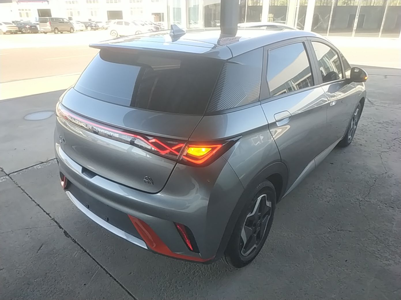 BYD Dolphin 2021 405 km Fashion Edition — снимка 6
