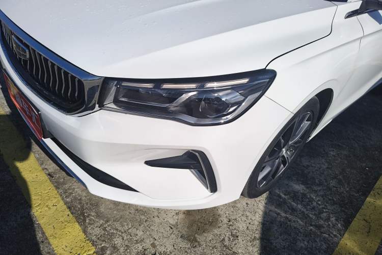 Used Geely Auto Emgrand 2022 4th Generation 1.5L CVT Luxury Model
