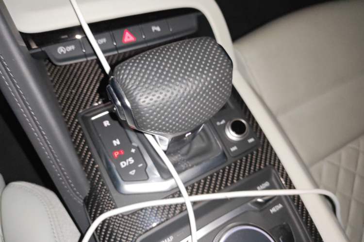 Used Audi R8 2021 V10 Coupe performance Gear Lever