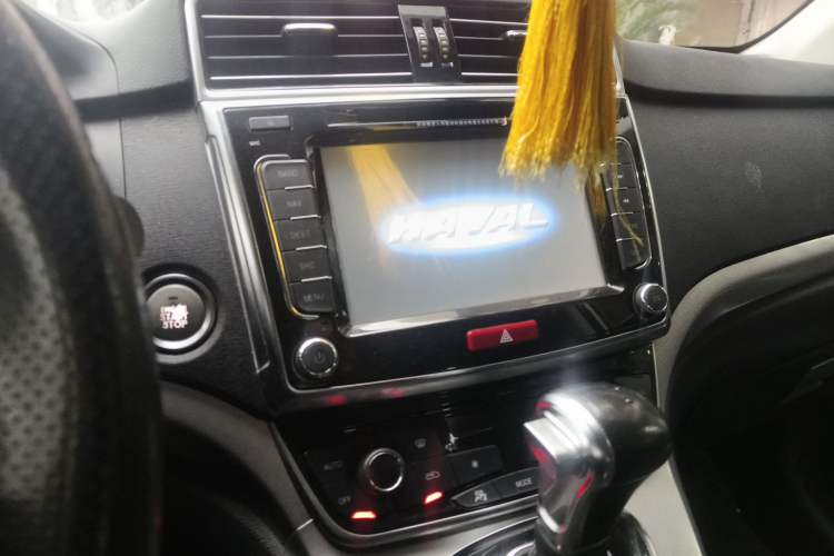 Used Haval H6 2015 Sport Edition 1.5T Automatic Two-Wheel Drive Luxury Model
