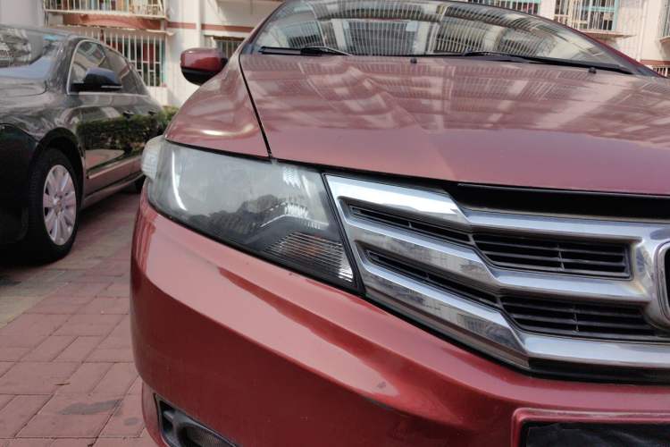Used Honda City Classic 2012 1.5L manual Elite Edition Right Front Headlight