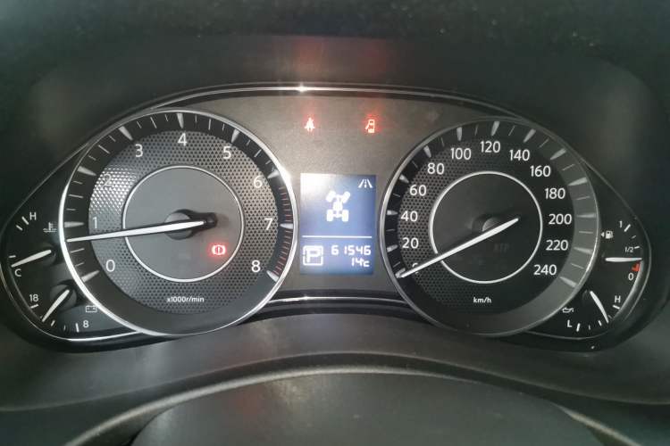 Used Nissan Patrol 2018 4.0L LinkedIn Edition Instrument Cluster