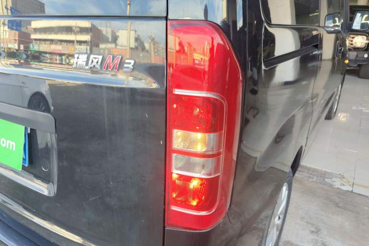 Used JAC Refine M3 2019 1.8L 5-Seater Express Edition