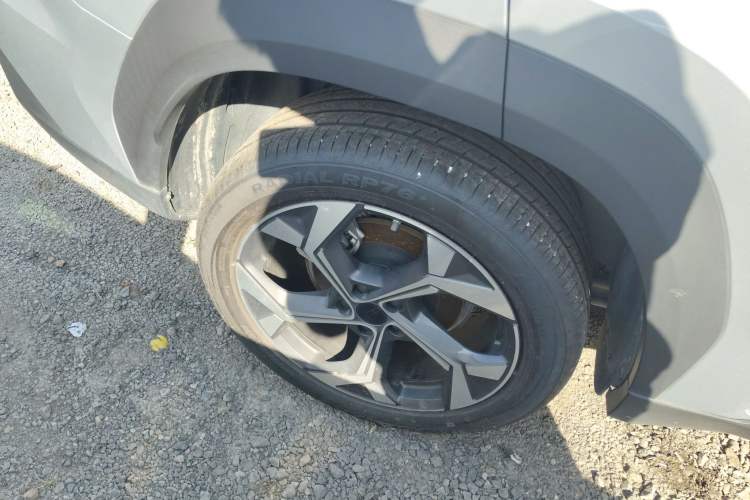 Used Geely Auto FX11 2024 1.5TD DCT Prestige Edition
