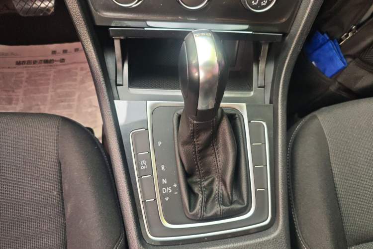 Used Volkswagen Golf 2020 200TSI DSG Comfortable and Ambitious Edition