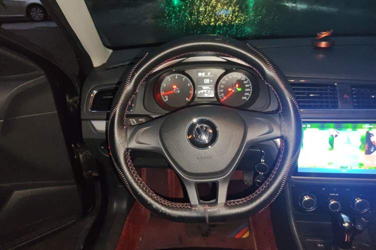 Used Volkswagen Lavida 2017 1.6L Automatic Fashion Edition
