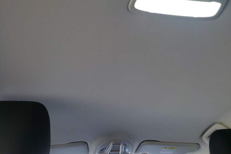 Used Wuling Xingguang 2024 Co-Creation Edition 510 Advanced Model
