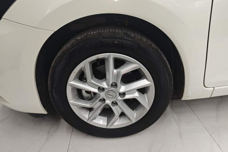 Used Nissan Tiida 2023 1.6L CVT Smart Drive Version

