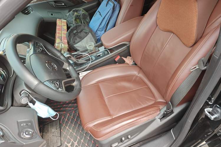 Used Buick LaCrosse 2014 2.0T SIDI Elite Tech Version Left Front Seat