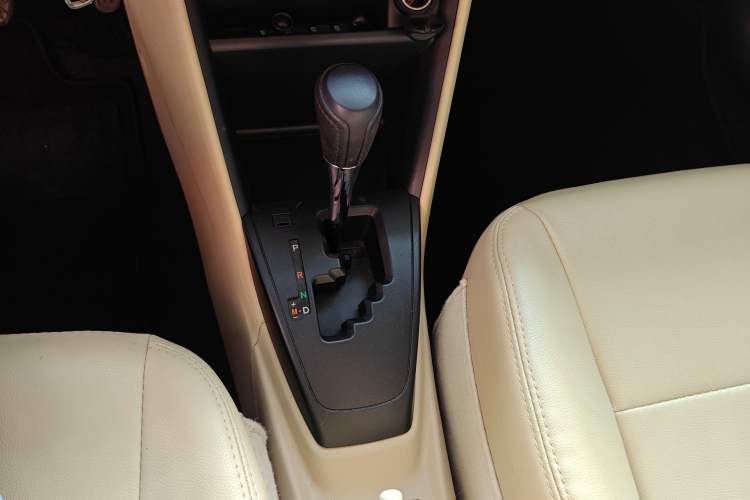 Used Toyota Vios FS 2017 1.5L CVT Fengchi Edition Gear Lever