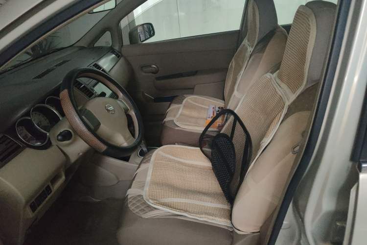 Used Nissan Tiida Sedan 2008 1.6L Automatic Fashion Edition Left Front Seat