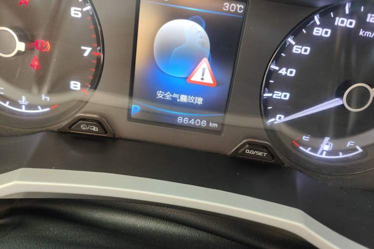 Used Geely Auto Emgrand GL 2017 1.8L DCT Elite Model
