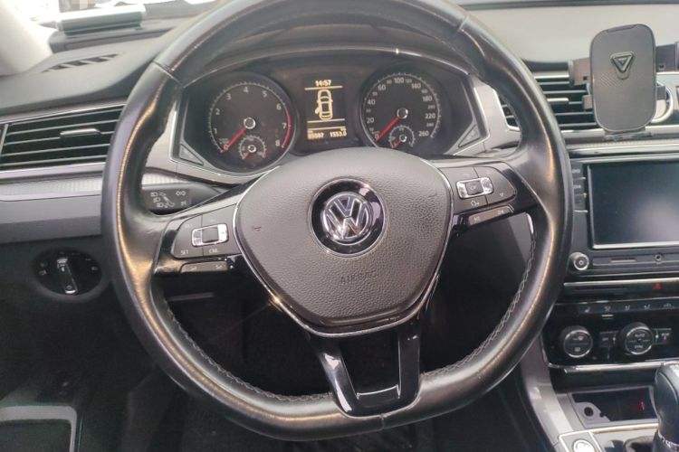 Used Volkswagen Passat 2017 280TSI DSG Luxury Edition