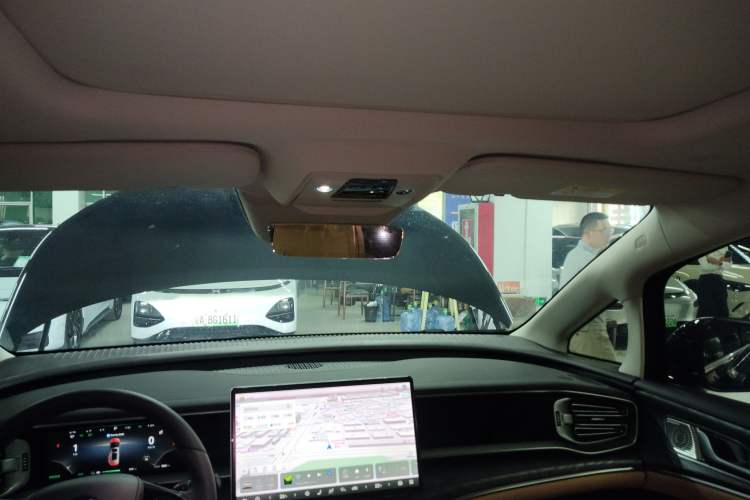 Used Denza D9 2024 EV 620 Premium Model