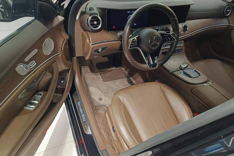 Used Mercedes-Benz E-Class 2023 Updated E 300 L Luxury Edition
