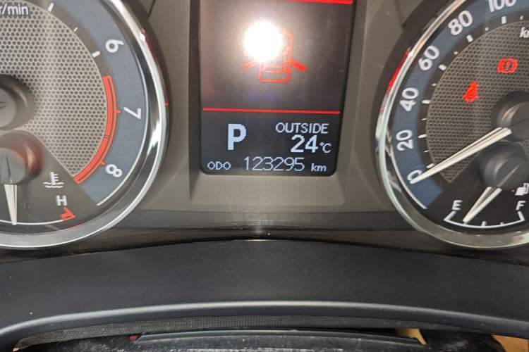 Used Toyota Corolla 2014 1.6L CVT GL-i