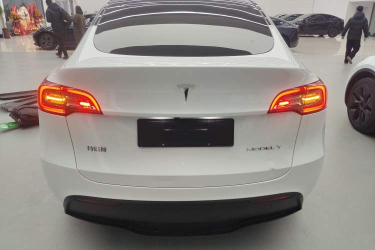 Used Tesla Model Y 2024 Rear-Wheel-Drive Version