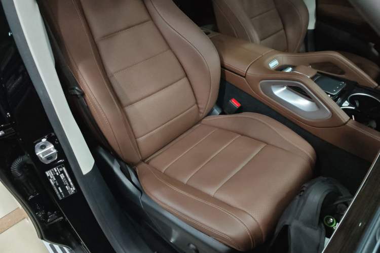 Used Mercedes-Benz GLE 2024 Refreshed GLE 350 4MATIC Stylish Edition
