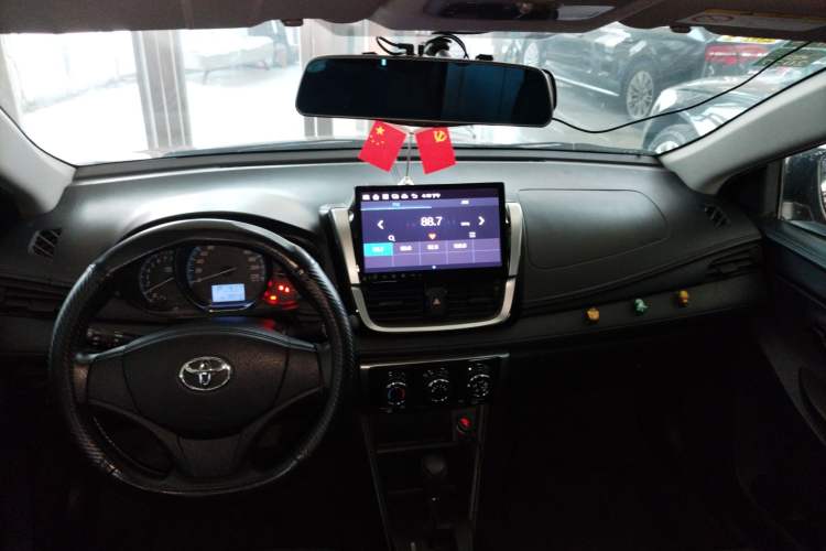 Used Toyota YARiS L Zhi Xiang 2017 1.5E CVT Dynamic Edition