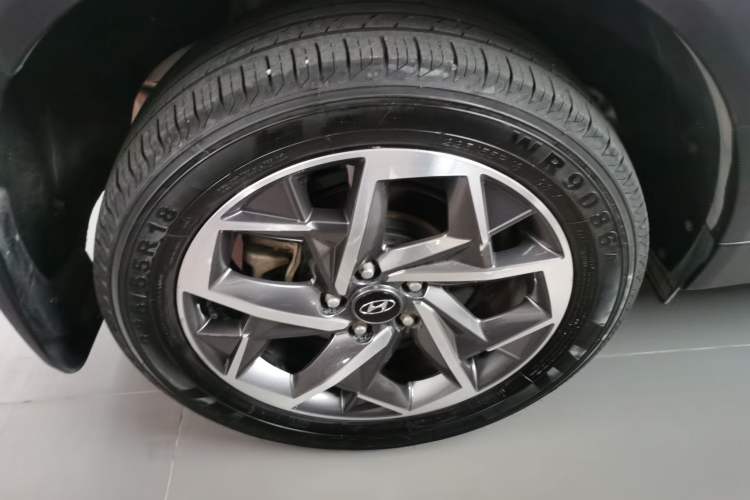 Used Hyundai Tucson 2020 280TGDi Two-Wheel-Drive GLS Smart Connectivity Version China VI Standard