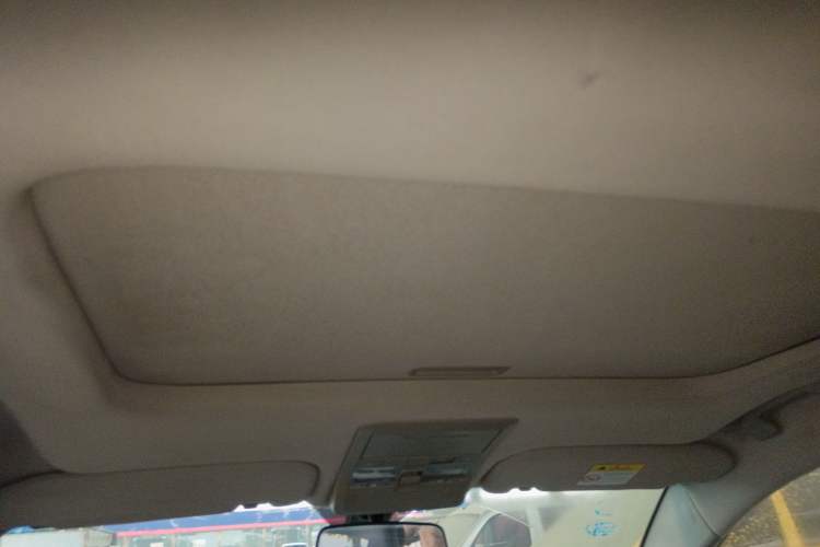 Used Chevrolet Captiva 2014 2.4L Two-Wheel Drive Urban Version 7 Seats