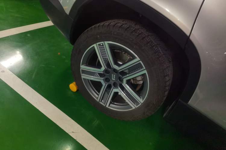 Used Polestones 01 2023 All-Purpose 7-Seater Version
