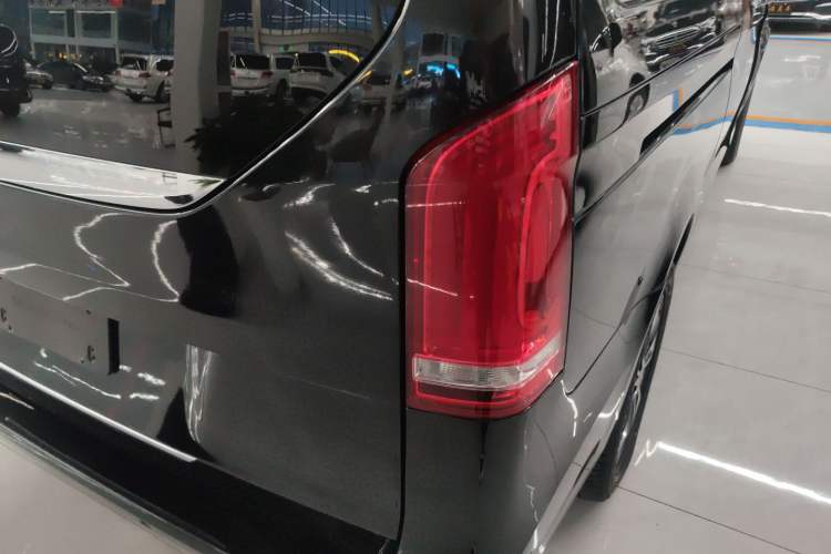 Used Mercedes-Benz V-Class 2021 V 260 Prestige Edition
